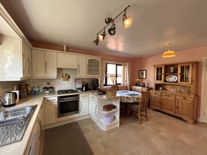 Photo 8- click for photo gallery